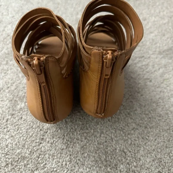 Steve Madden cage sandals 6 cognac - Picture 6 of 8